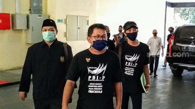 Resmi! Pakai Baju Sumbar PDIP, Pemuda Minang Laporkan Puan Marahani