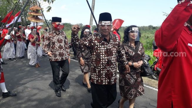 Diiringi Bregada Gedruk dan Beksan Togog, PDIP Gunungkidul Daftarkan BaBe