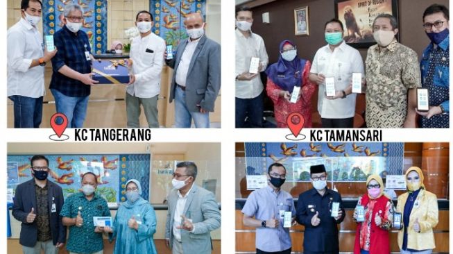 Hari Pelanggan Nasional, Direksi Bank BJB Beri Layanan pada Nasabah