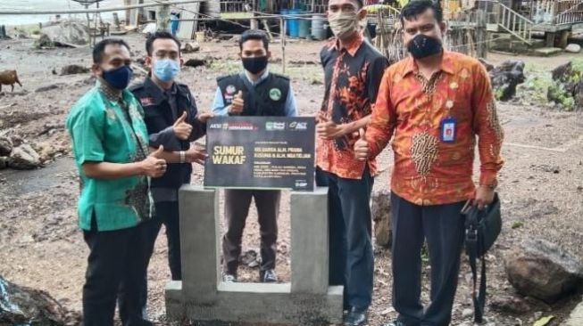 Dapat Bantuan Sumur, Warga Ungal Karimun Kini Mudah Dapatkan Air Bersih