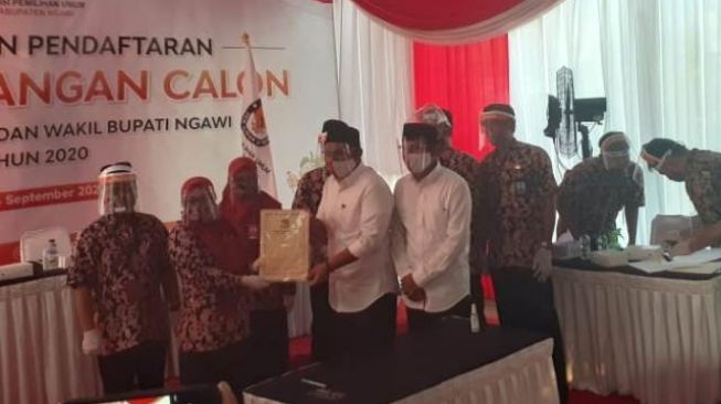 Daftar Pilkada Ngawi, Ony-Antok Diprediksi Lawan Kotak Kosong