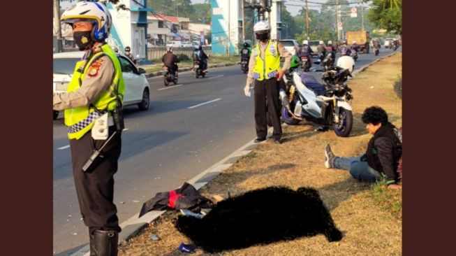 Terpental Diseruduk Pemotor, Pejalan Kaki Tewas, Darah Mengucur dari Kuping