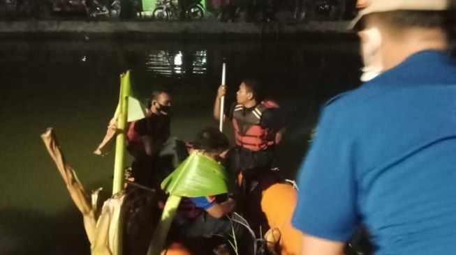 Miris, Selamatkan Sandal Jepit Hanyut di Sungai, Bocah Tangerang Tenggelam