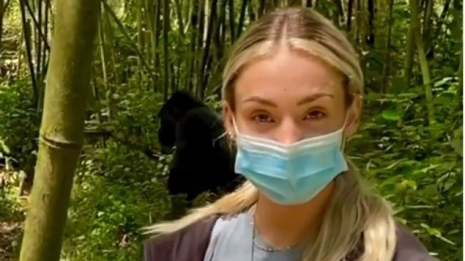 Charly Jordan, artis TikTok Amerika Serikat saat berada di Rwanda.[Instagram/@charlyjordan]