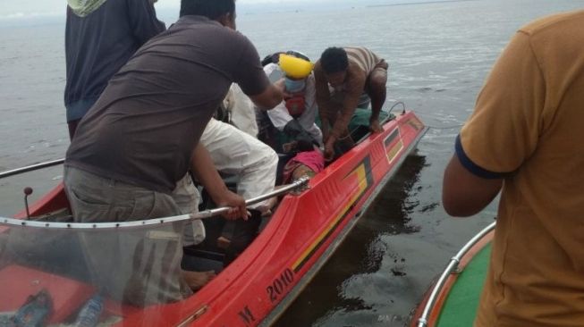 Insiden Kapal Cepat Terbakar di Kubu Raya, Ayah dan Balitanya Tewas