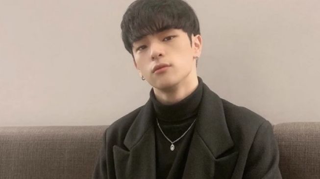Mantan personel Stray Kids, Woojin [Koreaboo]