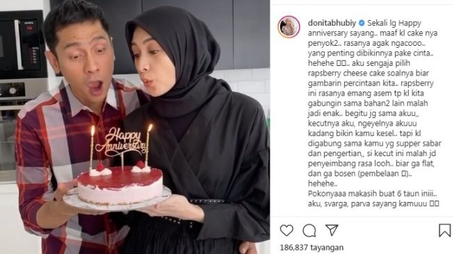 Romantis, Makna Kue Raspberry di Anniversary ke-6 Donita dan Adi 