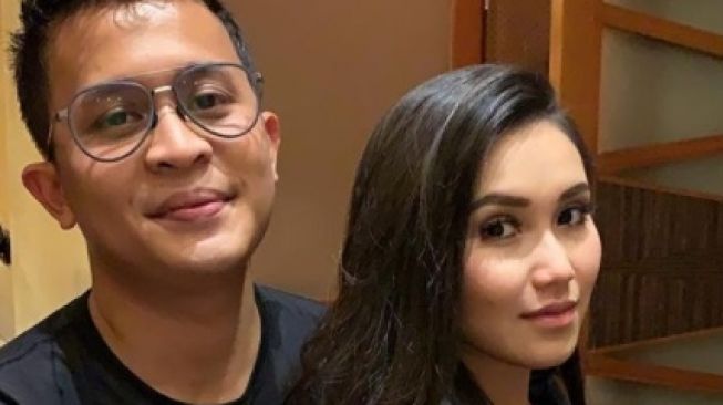5 Momen Kedekatan Ayu Ting Ting dan Pacar Adiknya, Sempat Jadi Buah Bibir