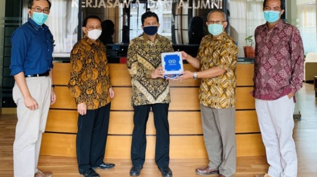 Alat Tes Covid-19 UGM, Periksa Hembusan Nafas dan Akurasi Hingga 97 Persen