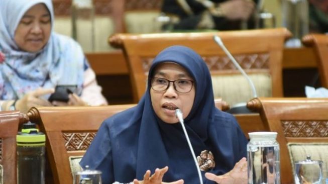 PSBB Jakarta, Rakyat Butuh Satu Komando