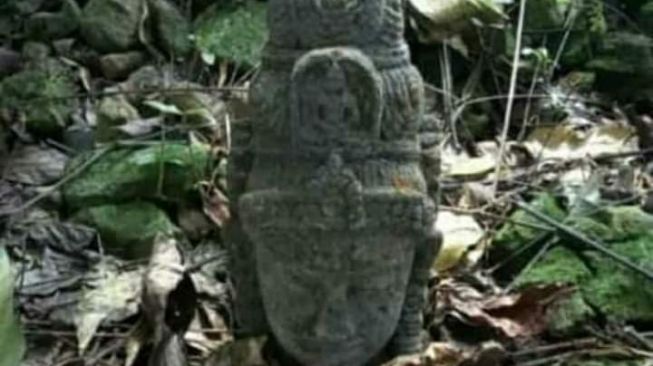 Viral Temuan Kepala Patung Candi di Gunung Karang, Peninggalan Kerajaan?