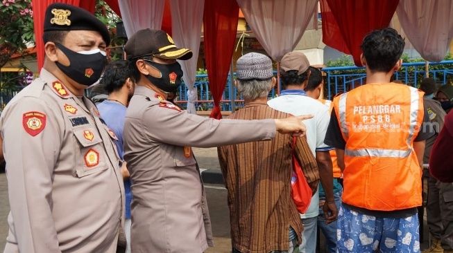 Mulai Besok, Bekasi Tutup Restoran Tak Patuh Protokol COVID-19