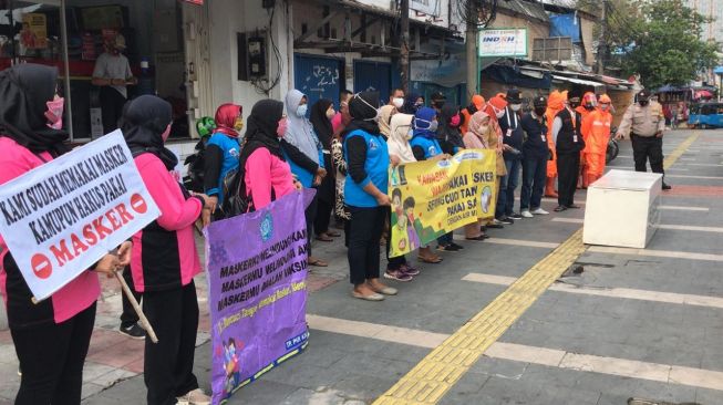 LIVE STREAMING:  Sosialisasi Penggunaan Masker saat  PSBB Total
