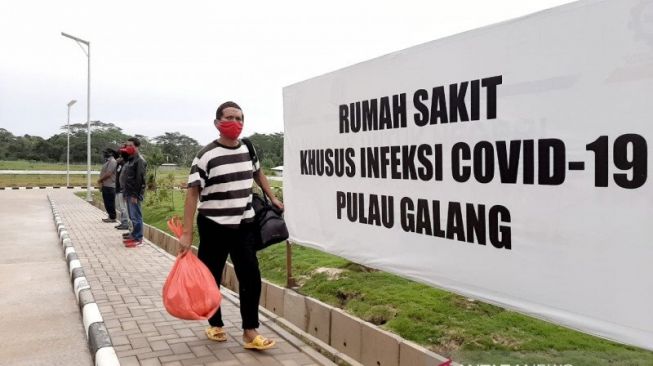 Ratusan TKI Dikarantina di RS COVID-19 Pulau Galang, 43 Orang Positif Corona