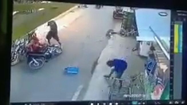 Pengantar Air Galon Dibunuh Pelanggan, Pelaku Mengaku Wartawan