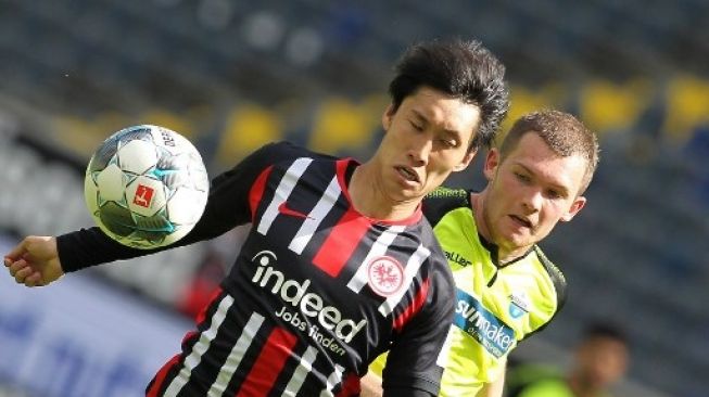 Pemain Eintracht Frankfurt asal Jepang Daichi Kamada. [AFP]