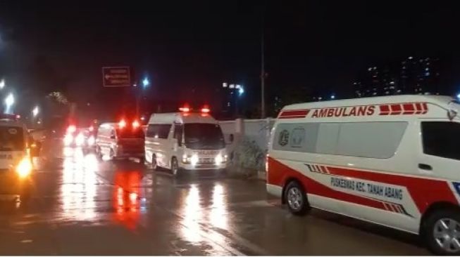 FAKTA Terbaru Ambulans Antre Masuk Wisma Atlet Kemayoran