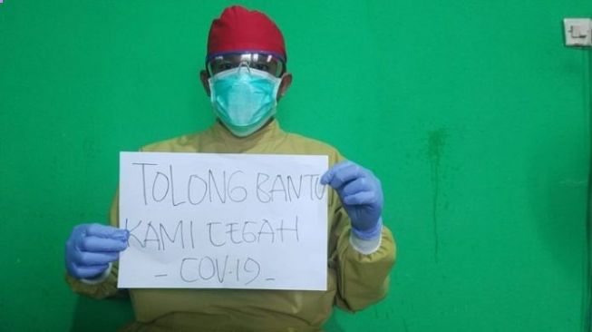 Bikin Haru, Dukungan Moril untuk Tenaga Kesehatan di Kepulauan Yapen