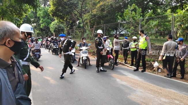 POM TNI Ikut Olah TKP Terkait Tewasnya Briptu Andry di Pondok Ranggon