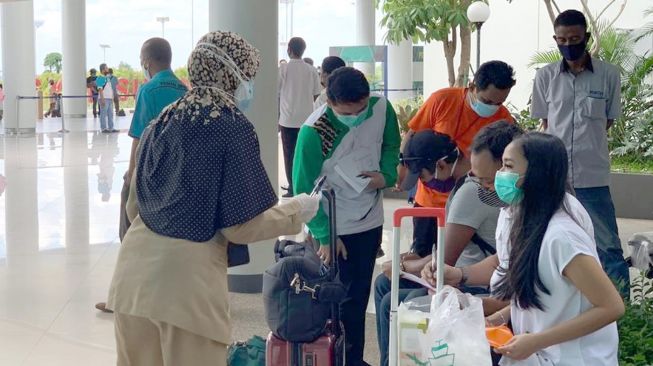 Baru Sehari Berjalan, Tes Swab di Bandara Syamsudin Noor Berhenti