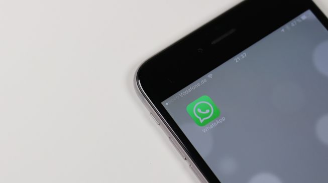 Sebanyak 1,4 Miliar Panggilan WhatsApp Tercatat di Malam Tahun Baru
