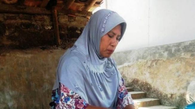 Apresiasi Penjual Rujak Pecel Terhadap Pembukaan Jalan TMMD Reguler Brebes