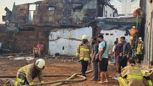 Kebakaran di Bungur Senen, 30 Rumah dan 40 Kepala Keluarga Jadi Korban