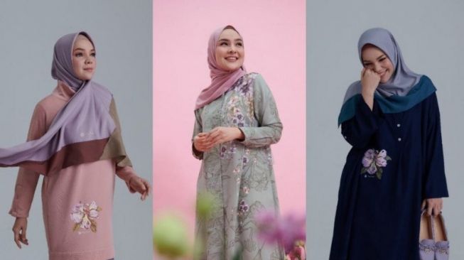 Intip Koleksi Fashion Terbaru Ria Miranda dan Dewi Sandra