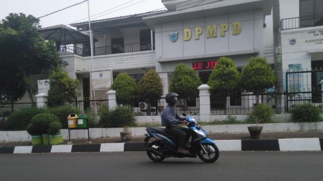 PNS Pandeglang Diduga Positif Corona Meninggal, Kantor DPMPD Ditutup!