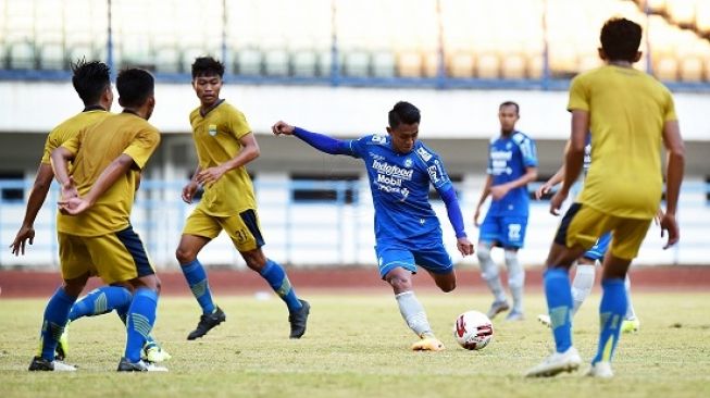 Persib Pesta Gol di Laga Uji Coba, Febri Hariyadi: Bekal Sambut Liga 1 2020