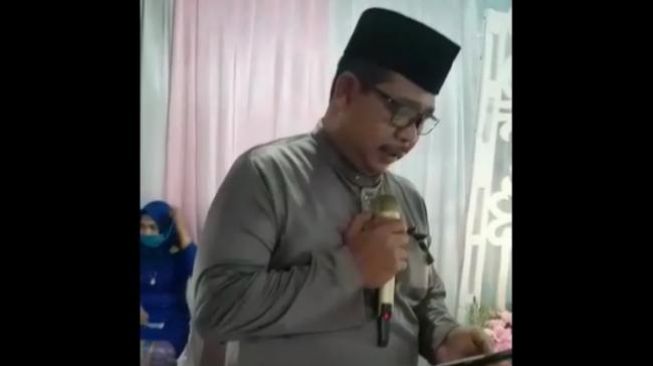 Sempat Nyanyi di Resepsi, Kadishub Natuna Ambruk dan Meninggal Dunia