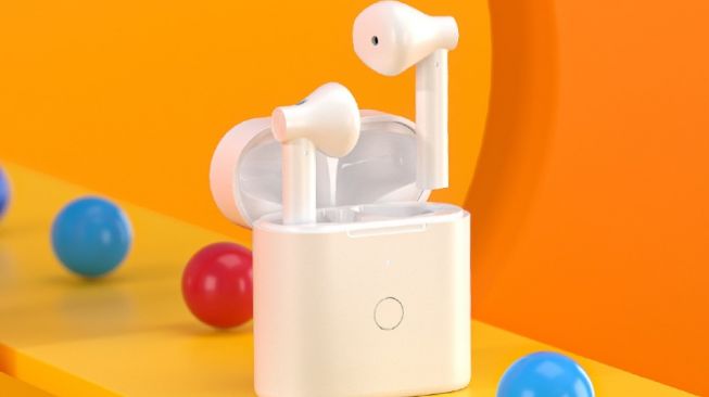 Mendengarkan Musik Makin Asyik dengan Smart Earbuds Terbaru Oase QCY T7