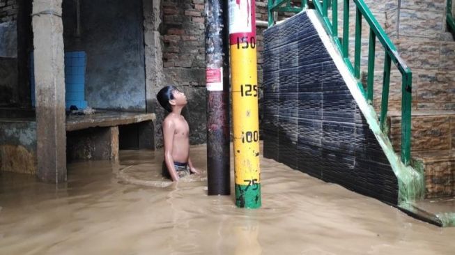 Musim Hujan Datang Lebih Cepat, 82 Kelurahan di DKI Diminta Waspada Banjir