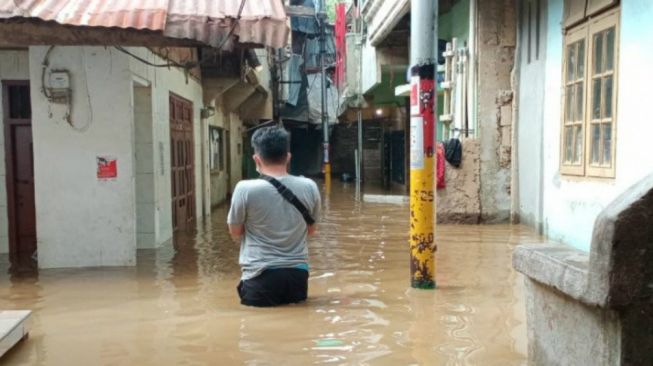 49 RT Terdampak Banjir Jakarta, Ada yang Mencapai Ketinggian 100 Sentimeter