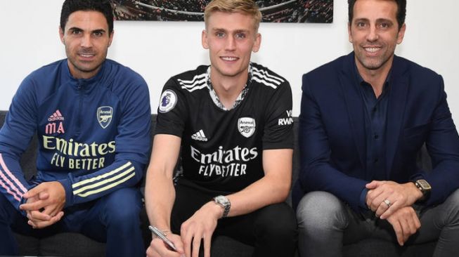 Dibantai Manchester City, Kiper Arsenal Bikin Blunder Mirip Loris Karius