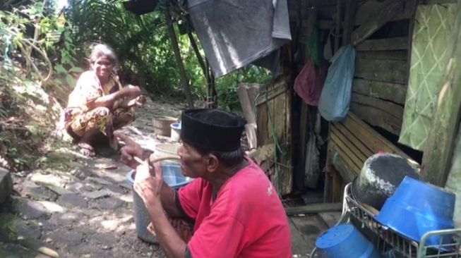 Potret Keluarga Miskin di Samarinda, Belasan Tahun Tinggal di Kandang Ayam