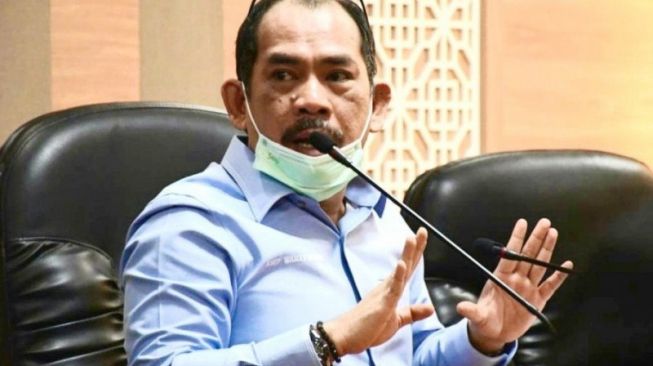 Lepas Jabatan DPRD Jawa Barat, Asep Wahyuwijaya Beri Kursi 'Giveaway' Untuk Dede Candra