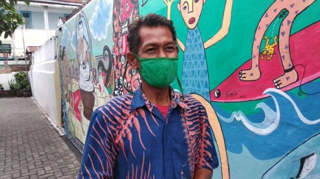 Kampung Taman Bersolek, Dari Tembok Kumal Berganti Rupa Jadi Gang Mural