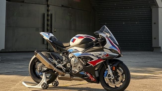 BMW M 1000 RR. Sebagai ilustrasi produk Jerman [BMW].