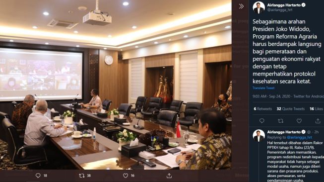 Menteri Airlangga dikritik karena tidak mengenakan masker. (Twitter/@airlangga_hrt)