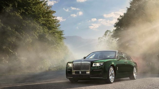 Penampilan New Rolls-Royce Ghost Extended, diperpanjang tanpa menghilangkan desain utamanya yang super mewah [Rolls-Royce Press Club].