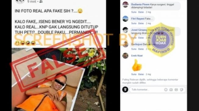 Beredar sebuah foto Gubernur DKI Jakarta Anies Baswedan masuk peti mati.