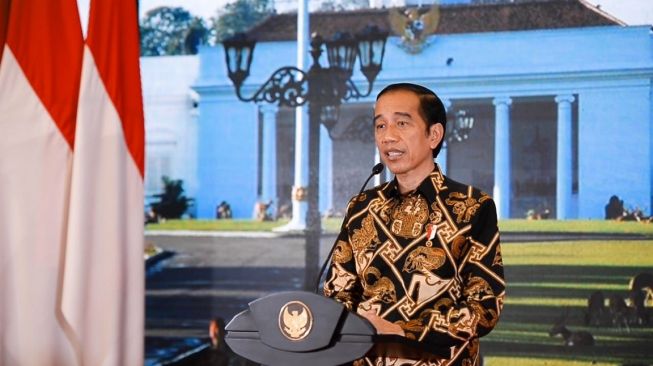 Ruhut: Kalau Ada yang Bilang Jokowi Cuma Harum di Luar, Itu Kata Kadrun