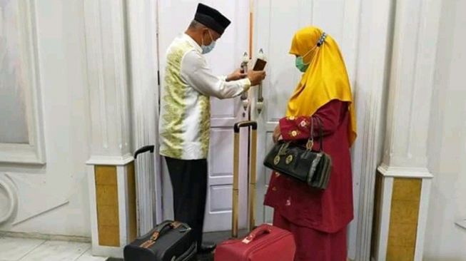 Wali Kota Padang Mahyeldi Tinggalkan Rumah Dinas