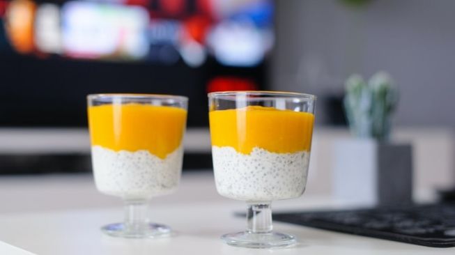 Resep Susu Pudding Sedot Mangga, Gampang dan Segar Banget!