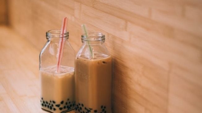 Ilustrasi Boba Milk (Unsplash @rosalindchang)Ilustrasi Boba Milk (Unsplash @rosalindchang)