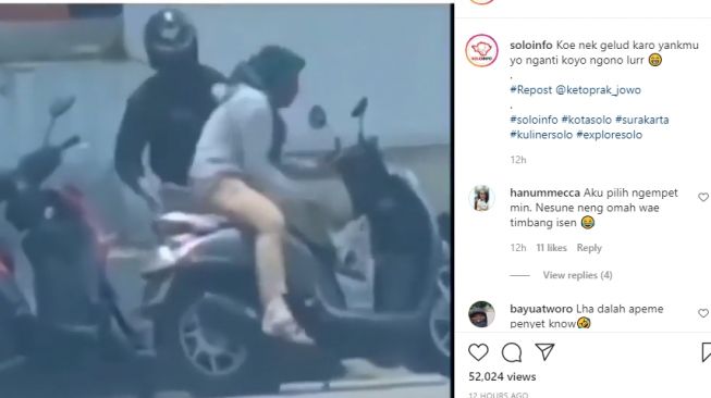 Seorang gadis dipaksa pacarnya untuk duduk di atas motor. - (Instagram/@soloinfo)