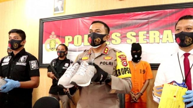 Polisi Bongkar Modus Penggelapan Sepatu Ekspor Bernilai Ratusan Juta