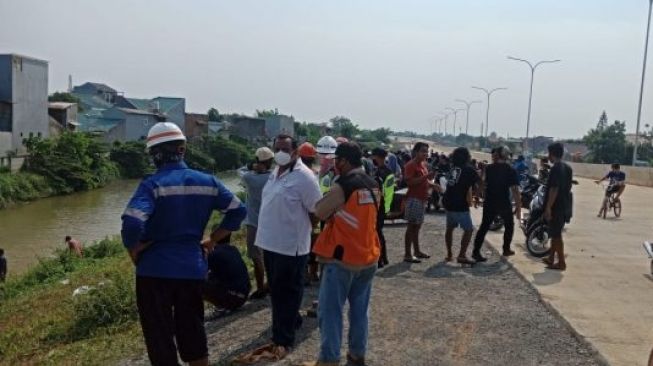 Memakan Korban, Bocah Tenggelam di Galian Proyek JORR Sedalam 7 Meter