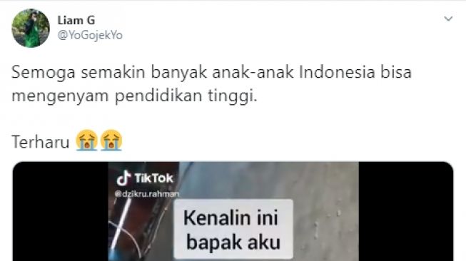 Kisah anak pengemudi ojek online terima beasiswa untuk kuliah. - (Twitter/@YoGojekYo)